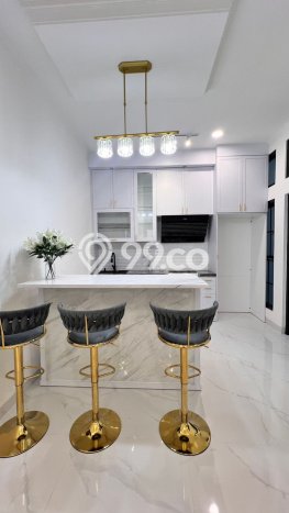 Hot Offer Hunian Premium Ideal dan Luas di BSD, Tangerang Selatan Hot Offer Hunian Premium Ideal dan Luas di BSD, Tangerang Selatan