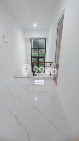 Rumah Luxury Modern Siap Huni di BSD Delatinos Tangerang Rumah Luxury Modern Siap Huni di BSD Delatinos Tangerang