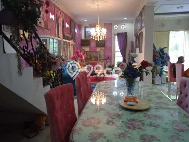 Rumah Besar 2 Lt 4 Bangunan Rumah Usaha Kantor Dekat Cilandak Rumah Besar 2 Lt 4 Bangunan Rumah Usaha Kantor Dekat Cilandak