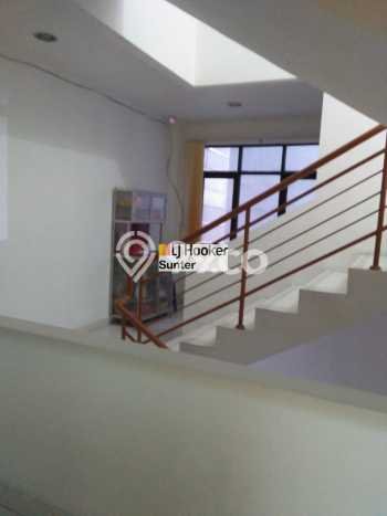 Ruko Bagus Dijual LB 600m2 Lokasi Strategis Jakarta Utara Area Cocok untuk Bisnis Ruko Bagus Dijual LB 600m2 Lokasi Strategis Jakarta Utara Area Cocok untuk Bisnis