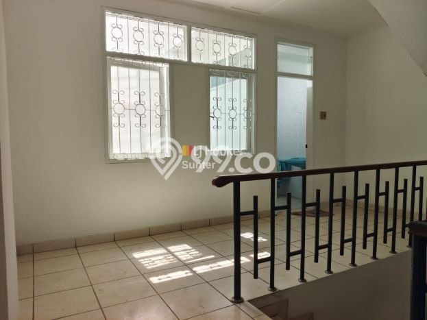Untuk Dijual! Ruko di Pangeran Jayakarta Jakarta Pusat LT 150m2 / LB 0m2 Kawasan Strategis Untuk Dijual! Ruko di Pangeran Jayakarta Jakarta Pusat LT 150m2 / LB 0m2 Kawasan Strategis