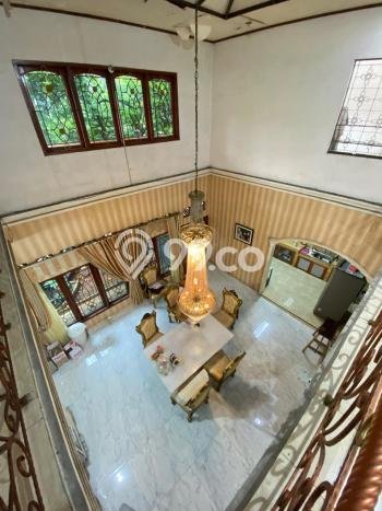 Siap Huni Rumah Mewah 5 Kamar di Kemayoran Dekat ke Mana Pun Siap Huni Rumah Mewah 5 Kamar di Kemayoran Dekat ke Mana Pun