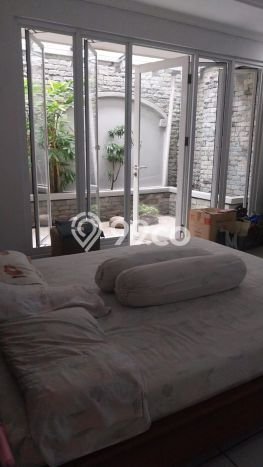 Rumah Elit Modern Siap Huni di Bintaro Tangerang Selatan Rumah Elit Modern Siap Huni di Bintaro Tangerang Selatan
