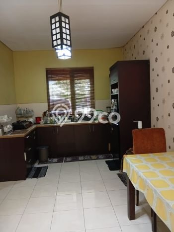 Hunian Mewah Siap Huni LT 205m2 di BSD, Tangerang Selatan Hunian Mewah Siap Huni LT 205m2 di BSD, Tangerang Selatan