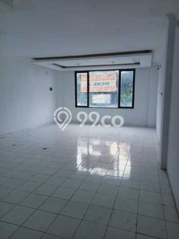 Ruko For Rent Kawasan BSD, Luas 300m², Area Strategis, Siap Usaha Ruko For Rent Kawasan BSD, Luas 300m², Area Strategis, Siap Usaha