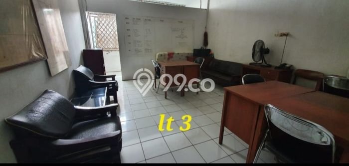 Ruko Dijual di Jakarta Barat LT 60m2 & LB 180m2 Lokasi Terbaik! Ruko Dijual di Jakarta Barat LT 60m2 & LB 180m2 Lokasi Terbaik!