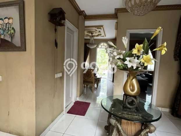 Hunian Mewah Dijual LT 375m2 di BSD, Tangerang Selatan Hunian Mewah Dijual LT 375m2 di BSD, Tangerang Selatan