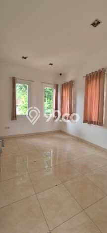 Rumah area BSD The Green, 5 KT, Area Asri, LT 300m² Bangunan 350m² Rumah area BSD The Green, 5 KT, Area Asri, LT 300m² Bangunan 350m²