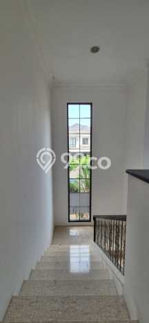 For Sale! Premium House LT 300m2 Desain Modern di BSD For Sale! Premium House LT 300m2 Desain Modern di BSD