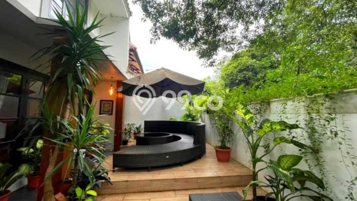 For Sale Rumah Mewah Exclusive di BSD, Tangerang Selatan For Sale Rumah Mewah Exclusive di BSD, Tangerang Selatan