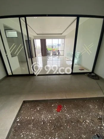 Ready to Use! Luxury House LT 111m2 Desain Modern di Setra Duta Ready to Use! Luxury House LT 111m2 Desain Modern di Setra Duta