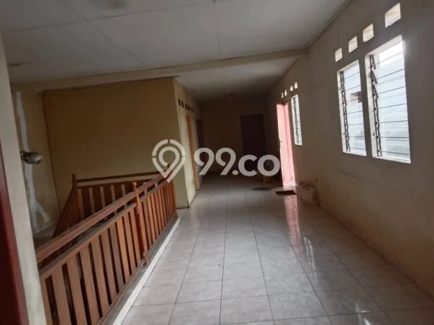Ruko untuk disewa di Duren Sawit punya LT 100m2 & LB 200m2 harga sewa kompetitif Ruko untuk disewa di Duren Sawit punya LT 100m2 & LB 200m2 harga sewa kompetitif