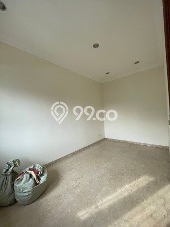Rumah Impian dengan Luas Tanah 217m² di Kawasan Elite Kelapa Gading, Jakarta Utara Rumah Impian dengan Luas Tanah 217m² di Kawasan Elite Kelapa Gading, Jakarta Utara