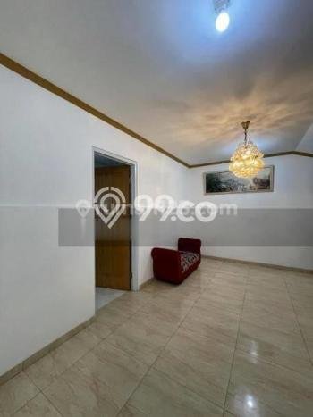 Rumah di Kelapa Gading, Jakarta Utara, LT 165m² LB 170m² Rumah di Kelapa Gading, Jakarta Utara, LT 165m² LB 170m²