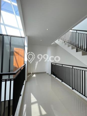 BEST DEAL! Rumah Siap Huni di Kelapa Gading, LT 102m² LB 100m² BEST DEAL! Rumah Siap Huni di Kelapa Gading, LT 102m² LB 100m²