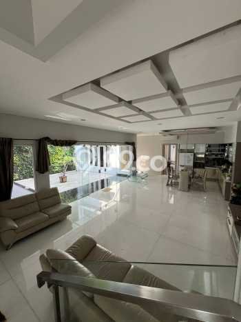 SPECIAL PRICE! Rumah Asri di Kelapa Gading, LT 344m² LB 500m² SPECIAL PRICE! Rumah Asri di Kelapa Gading, LT 344m² LB 500m²