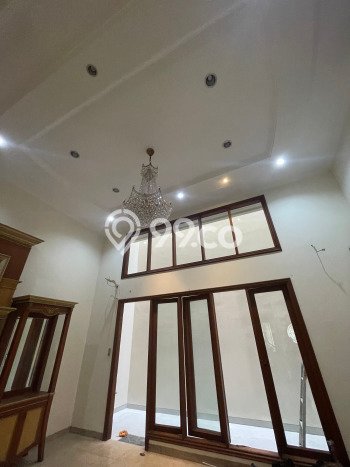 Rumah Impian dengan Luas Tanah 217m² di Kawasan Elite Kelapa Gading, Jakarta Utara Rumah Impian dengan Luas Tanah 217m² di Kawasan Elite Kelapa Gading, Jakarta Utara