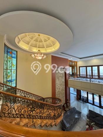 Siap Huni Rumah Mewah 5 Kamar di Kelapa Gading Dekat ke Mana Saja Siap Huni Rumah Mewah 5 Kamar di Kelapa Gading Dekat ke Mana Saja