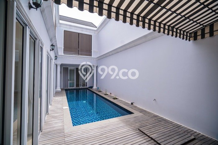 Rumah Elit Modern Tanpa Renovasi di Pulomas Jakarta Timur Rumah Elit Modern Tanpa Renovasi di Pulomas Jakarta Timur