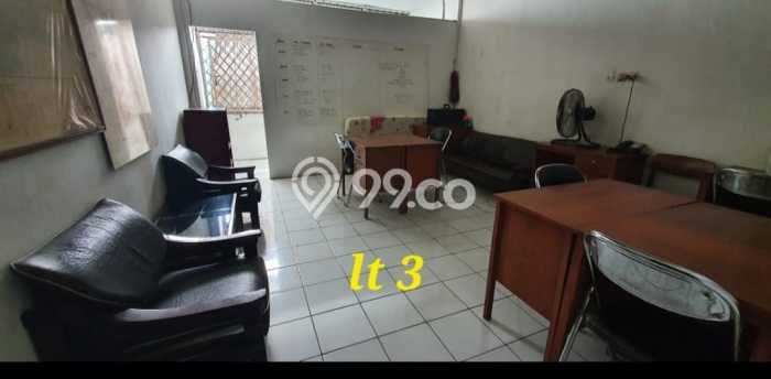 Unit Ruko Dijual di Jakarta Barat LT 60m2 & LB 180m2 Unit Ruko Dijual di Jakarta Barat LT 60m2 & LB 180m2