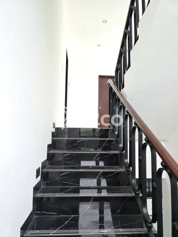 Dijual Rumah Mewah Elegan Dengan View Eksklusif di BSD The Icon, Tangerang Dijual Rumah Mewah Elegan Dengan View Eksklusif di BSD The Icon, Tangerang