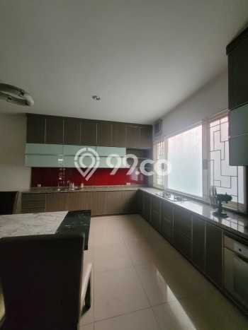 Rumah Elit Modern Tanpa Renovasi di BSD Foresta Tangerang Rumah Elit Modern Tanpa Renovasi di BSD Foresta Tangerang