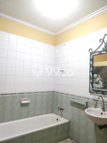 Jual Rumah Modern 5 KT di Jelupang, Tangerang Jual Rumah Modern 5 KT di Jelupang, Tangerang
