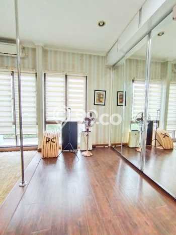 Hunian Elit LB 600m2 Siap Pakai Desain Elegan di BSD Delatinos, Tangerang Hunian Elit LB 600m2 Siap Pakai Desain Elegan di BSD Delatinos, Tangerang
