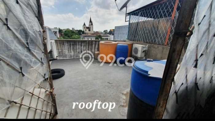 Unit Ruko Dijual di Jakarta Barat LT 60m2 & LB 180m2 Unit Ruko Dijual di Jakarta Barat LT 60m2 & LB 180m2