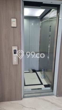 Ready to Use! Premium House LT 642m2 Desain Elegan di Alam Sutera Ready to Use! Premium House LT 642m2 Desain Elegan di Alam Sutera