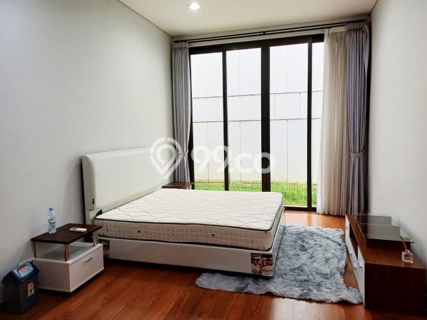 Jarang Ada! Rumah Kontrakan 5 Kamar Nyaman Siap Huni BSD City Jarang Ada! Rumah Kontrakan 5 Kamar Nyaman Siap Huni BSD City
