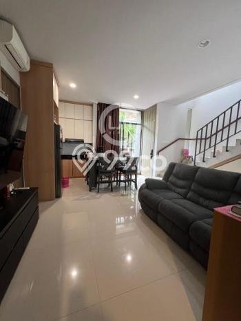 Rumah Elit LB 146m2 Siap Huni Desain Elegan di BSD City, Tangerang Rumah Elit LB 146m2 Siap Huni Desain Elegan di BSD City, Tangerang
