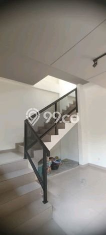 Rumah Elit Modern Siap Huni di BSD City Tangerang Rumah Elit Modern Siap Huni di BSD City Tangerang
