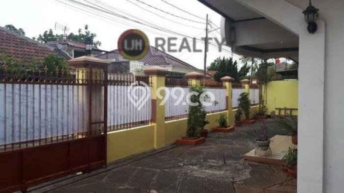 For Sale Rumah Mewah Exclusive di Pancoran, Jakarta Selatan For Sale Rumah Mewah Exclusive di Pancoran, Jakarta Selatan