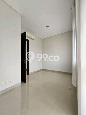 For Sale Hunian Rumah Terawat 2 KT di BSD City, Tangerang For Sale Hunian Rumah Terawat 2 KT di BSD City, Tangerang