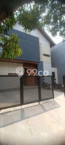 Rumah Elit Modern Siap Huni di BSD City Tangerang Rumah Elit Modern Siap Huni di BSD City Tangerang