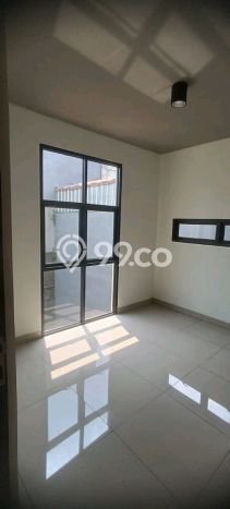 Rumah Elit Modern Siap Huni di BSD City Tangerang Rumah Elit Modern Siap Huni di BSD City Tangerang