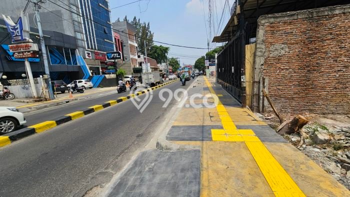 Tanah Dijual Area Strategis di Tanjung Duren Jakarta Barat 300m2 Tanah Dijual Area Strategis di Tanjung Duren Jakarta Barat 300m2