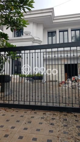 Rumah Mewah LB 1600m2 Siap Pakai Desain Elegan di Pondok Indah, Jakarta Selatan Rumah Mewah LB 1600m2 Siap Pakai Desain Elegan di Pondok Indah, Jakarta Selatan