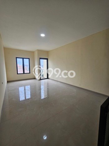 Rumah Elit Modern Tanpa Renovasi di Duri Kepa Jakarta Barat Rumah Elit Modern Tanpa Renovasi di Duri Kepa Jakarta Barat
