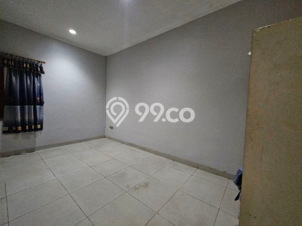 Disewakan! Rumah 4 Kamar Tidur &
3 Kamar Mandi di Duri Kepa, Jakarta Barat Disewakan! Rumah 4 Kamar Tidur &
3 Kamar Mandi di Duri Kepa, Jakarta Barat