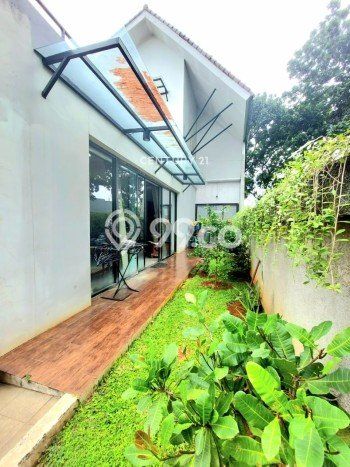 Rumah Luxury Modern Siap Huni di Bintaro Tangerang Selatan Rumah Luxury Modern Siap Huni di Bintaro Tangerang Selatan