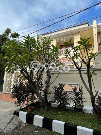 Hunian Elit LB 250m2 Siap Huni Desain Elegan di Bekasi, Bekasi Hunian Elit LB 250m2 Siap Huni Desain Elegan di Bekasi, Bekasi