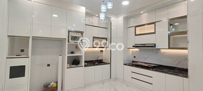 Siap Huni Rumah Mewah 5 Kamar di Tarumajaya Dekat ke Mana Saja Siap Huni Rumah Mewah 5 Kamar di Tarumajaya Dekat ke Mana Saja