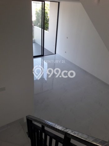 Rumah Disewakan Jakarta Utara LT 75m2 LB 165m2 Area Pantai Indah Kapuk Rumah Disewakan Jakarta Utara LT 75m2 LB 165m2 Area Pantai Indah Kapuk