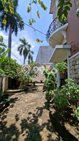 Rumah Luxury Modern Tanpa Renovasi di Citra Garden Jakarta Barat Rumah Luxury Modern Tanpa Renovasi di Citra Garden Jakarta Barat