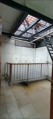 Hunian Eksklusif Siap Huni LT 140m2 di Kebon Jeruk, Jakarta Barat Hunian Eksklusif Siap Huni LT 140m2 di Kebon Jeruk, Jakarta Barat