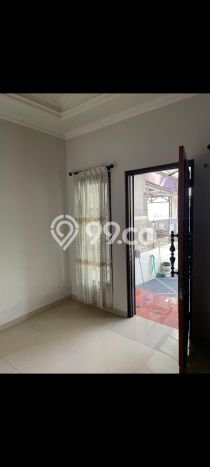 Jarang Ada! Rumah Kontrakan 3 Kamar Bagus Siap Huni Duri Kepa Jarang Ada! Rumah Kontrakan 3 Kamar Bagus Siap Huni Duri Kepa