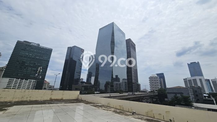 Komersial Strategis di Setiabudi, Luas 499m², Akses Mainroad, Ramai Komersial Strategis di Setiabudi, Luas 499m², Akses Mainroad, Ramai