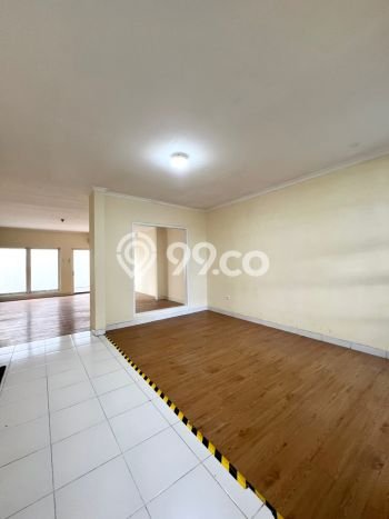 Disewakan! Rumah 3 Kamar Tidur &
3 Kamar Mandi di Kayu Putih, Jakarta Timur Disewakan! Rumah 3 Kamar Tidur &
3 Kamar Mandi di Kayu Putih, Jakarta Timur